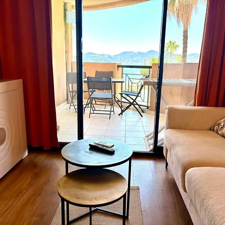 Escale Soleil, Vos Commencent Ici * Cannes